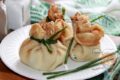 Мешочки из блинов с творожной начинкой