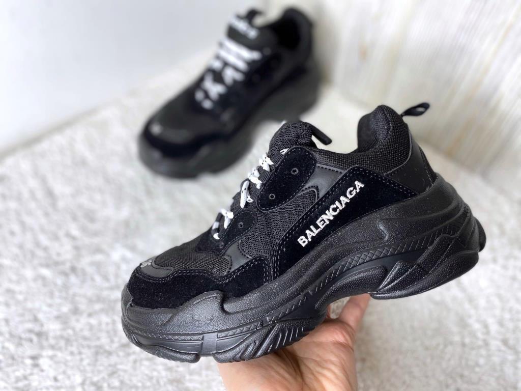 Как отличить оригинальные кроссовки BALENCIAGA