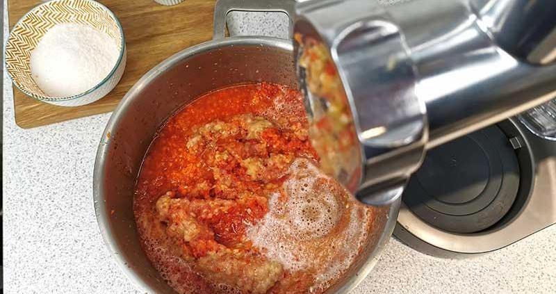 45 Домашняя вареная аджика на зиму: яркий вкус и аромат свежих овощей