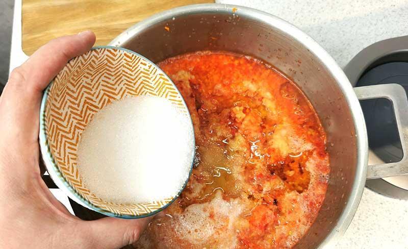 46 Домашняя вареная аджика на зиму: яркий вкус и аромат свежих овощей