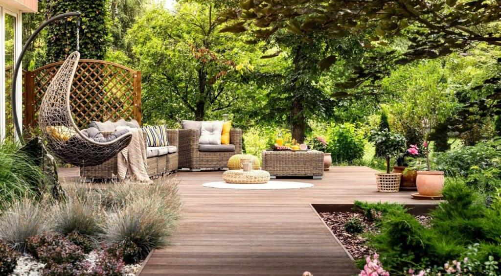 85 Лаунж-зона на участке: как выбрать мебель для комфортного отдыха и гармоничного пространства