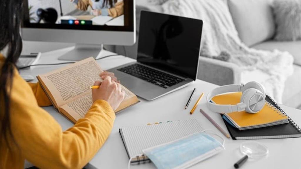 Дистанционное обучение в старших классах: кому подходит такой формат